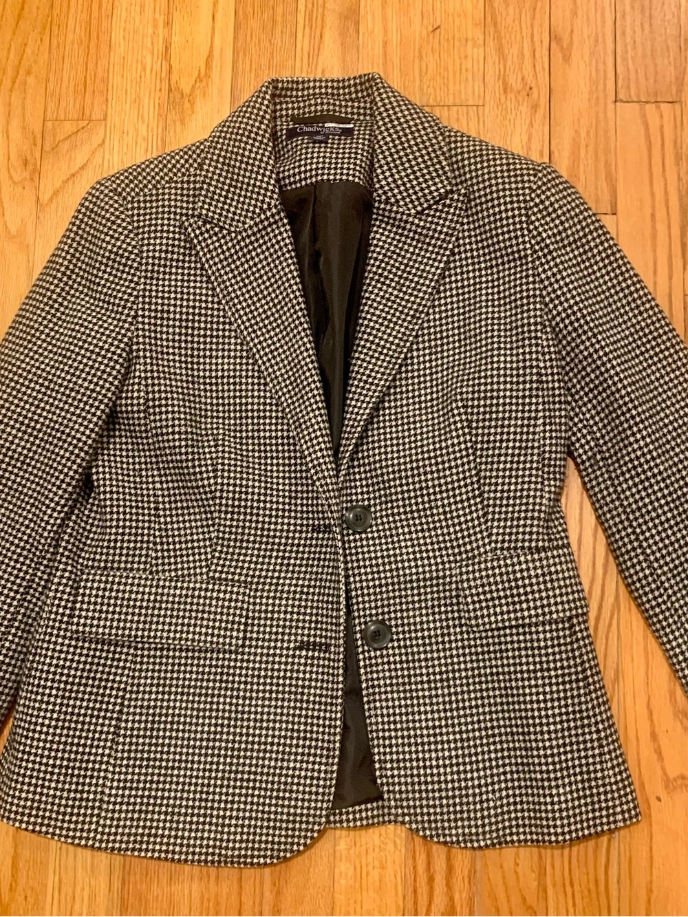 Chadwicks Black & White Houndstooth Blazer